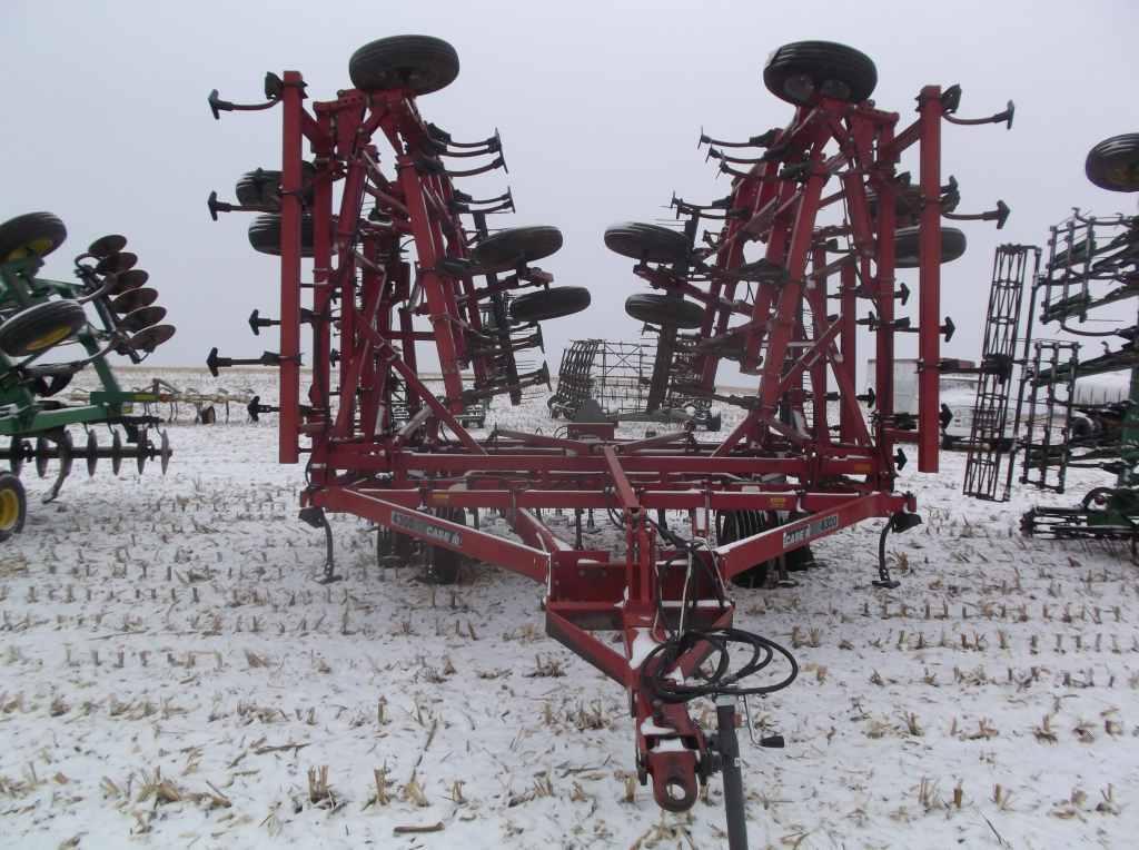 Case International 4300 Field Cultivator