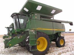 John Deere 9750 STS Combine