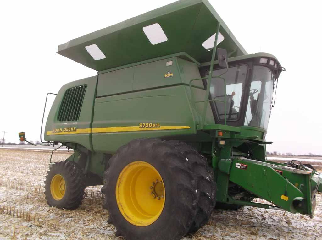 John Deere 9750 STS Combine