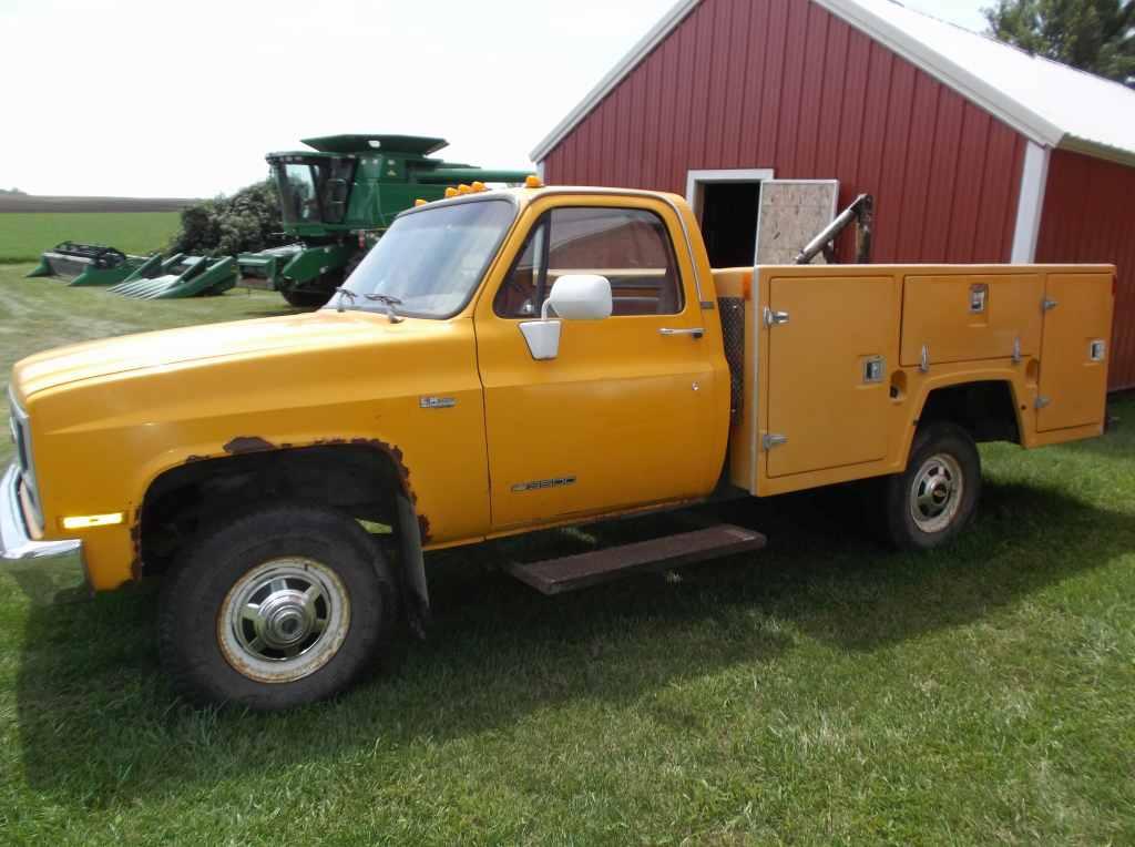 1989 Chevy Cheyenne 3500 Service Truck