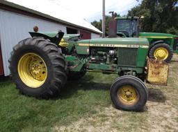 John Deere 2640 Tractor