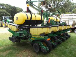 John Deere 1760 Conservation Max Emerge Plus Planter