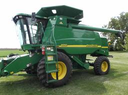 John Deere 9550 Combine