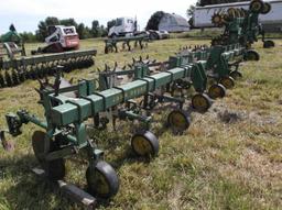 John Deere RM Cultivator