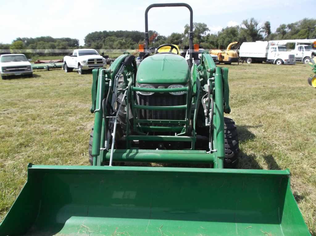 John Deere 4720 Tractor