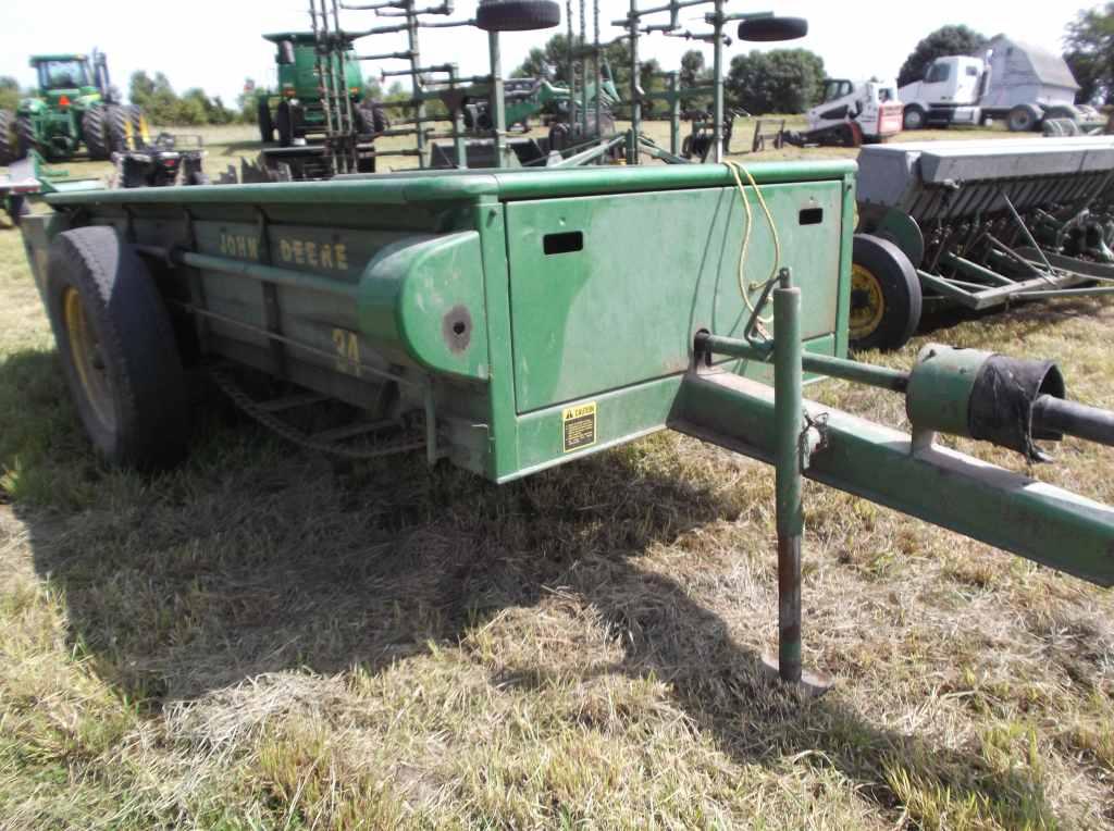 John Deere 34 Manure Spreader