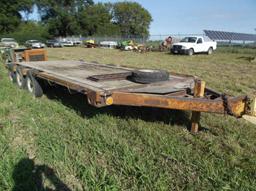 John Deere Triple Axle Implement Trailer