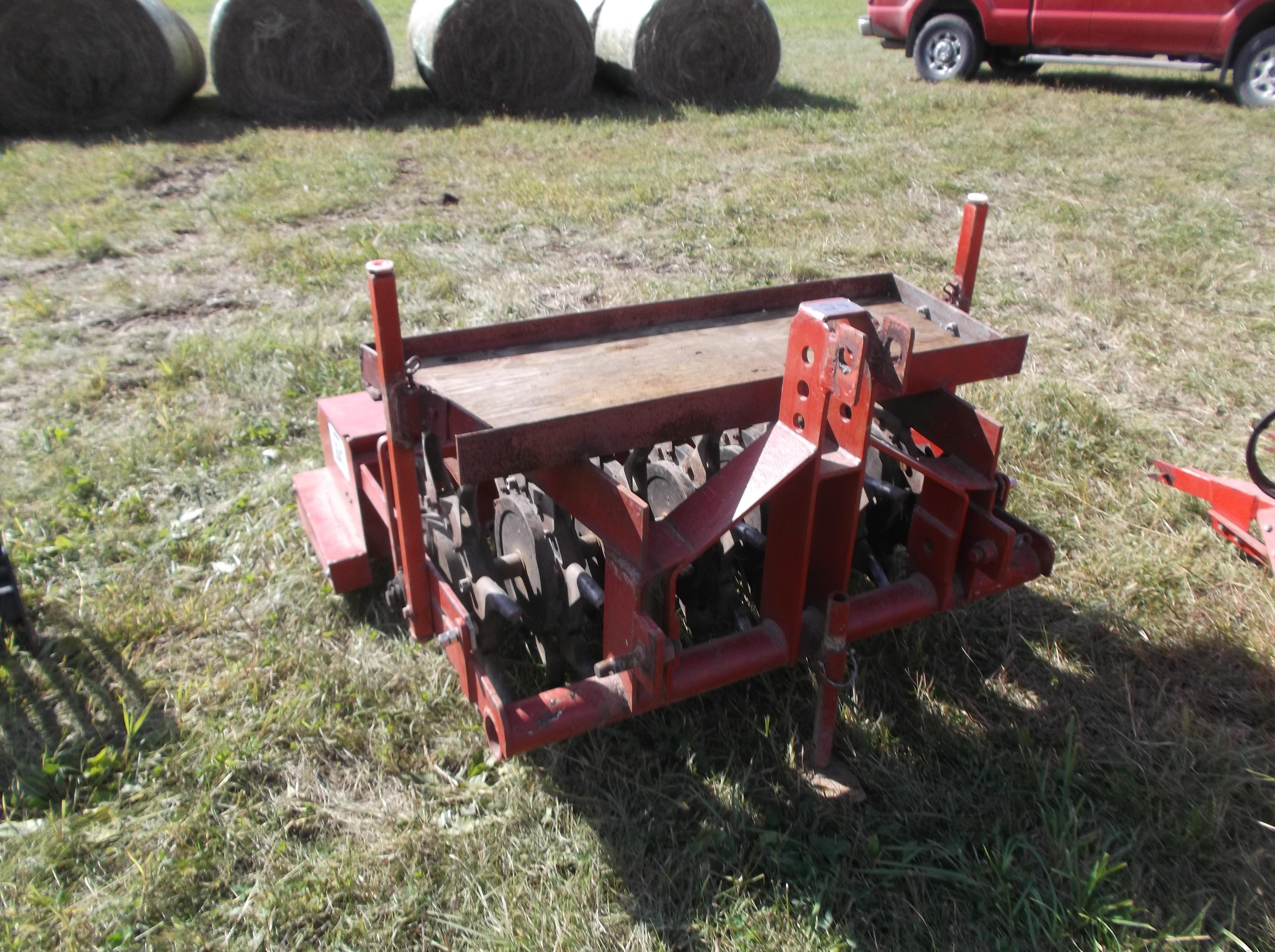 Olathe Seeder Aireator