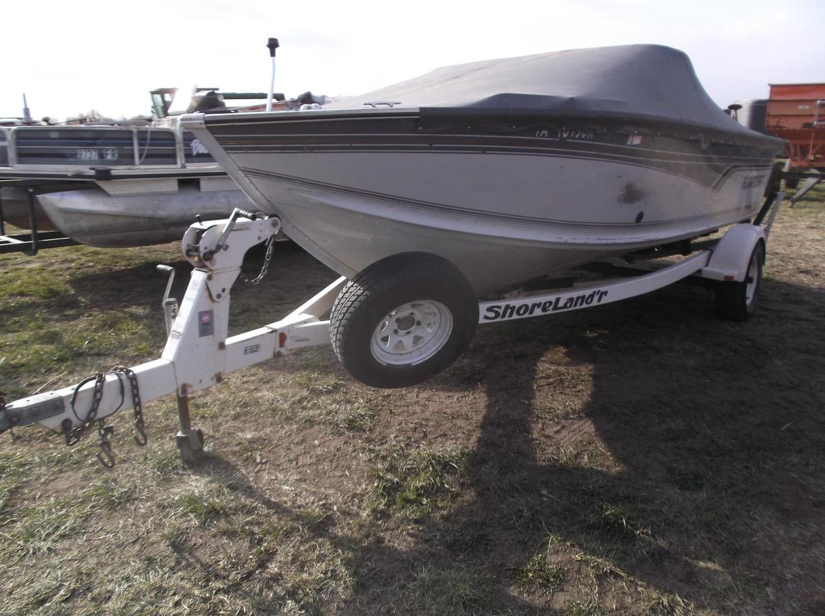 1995 Alumacraft Trophy 190 Boat