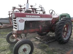 Farmall 560 Tractor