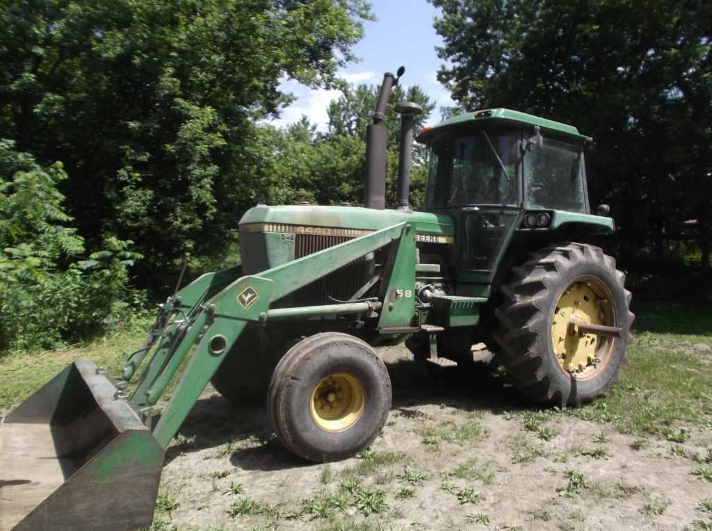 John Deere 4440 Tractor