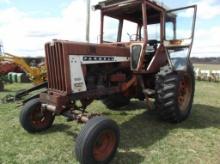 Farmall 806 Tractor