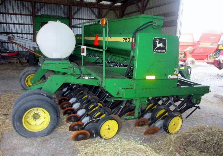 John Deere 750 No-Till Seed Drill