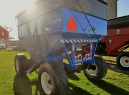 Bruns 400 bu Blue Gravity Box with Horst 14 Ton Running Gear - Like New!