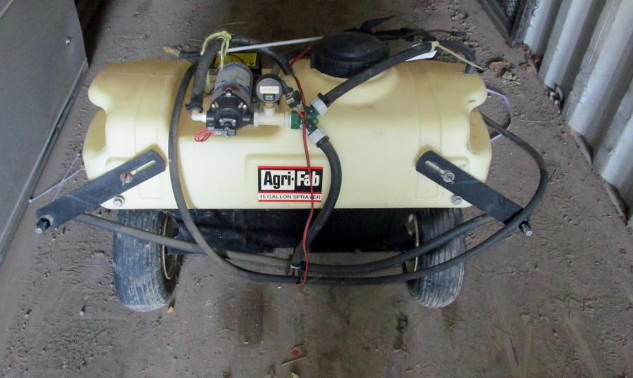 Agri-Fab 6’ Estate Lawn Sprayer!