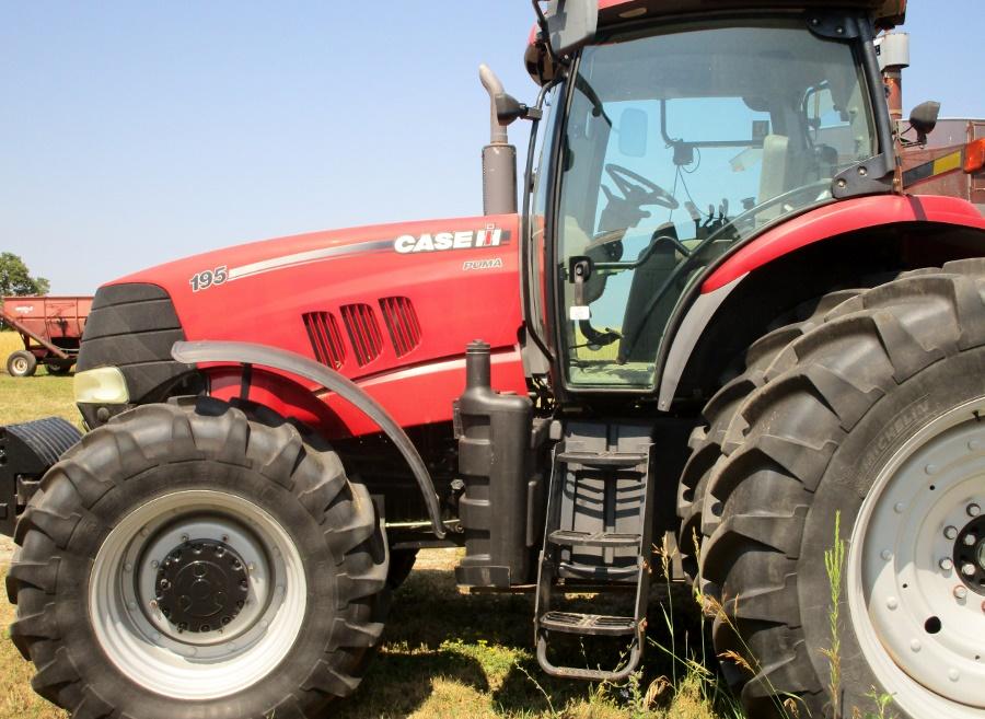 2008 Case IH Puma 195 MFWD Cab Tractor!