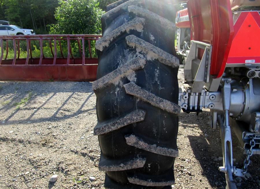 Massey Ferguson 1080 Open Station Tractor!