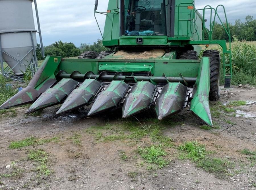 John Deere 643 Corn Head!