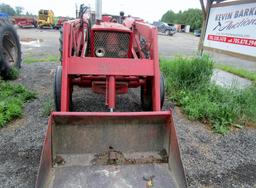 Int’l 624 Tractor with Loader!