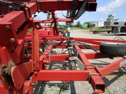 Case IH 4300 Cultivator!