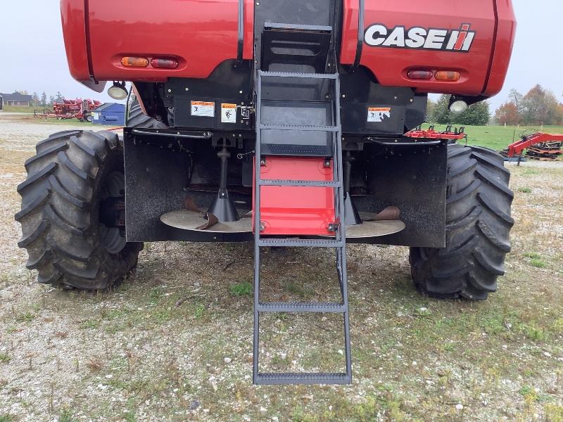 Case IH 5088 Axial Flow Combine