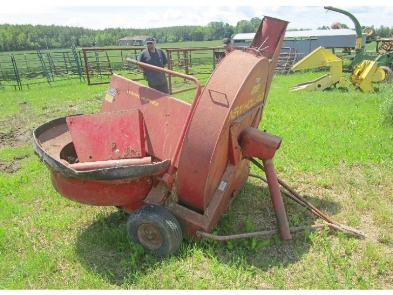 New Holland Forage Blower - Needs Drive Belt