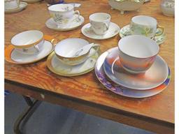 6 Cups & Saucers