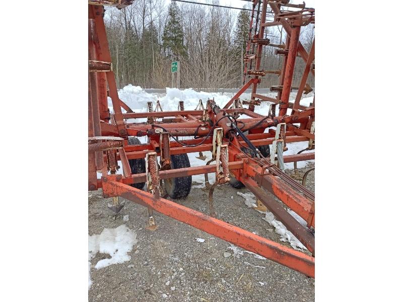 Wil-Rich 26' Cultivator