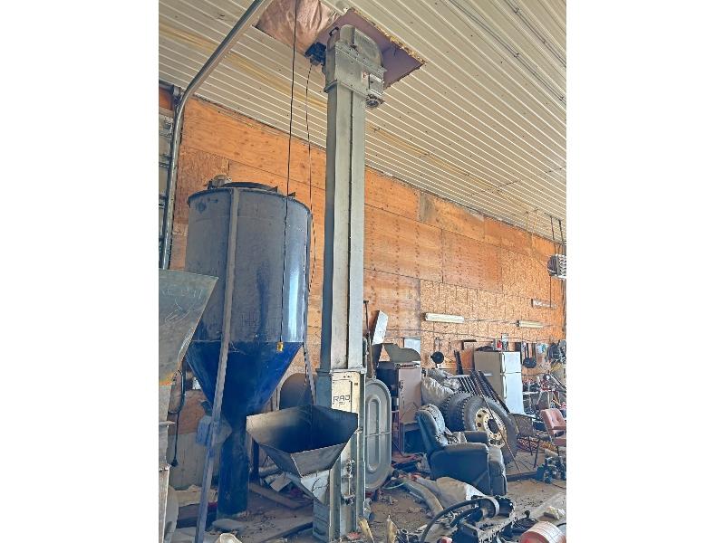 Rad Equipment 14' Bucket Elevator