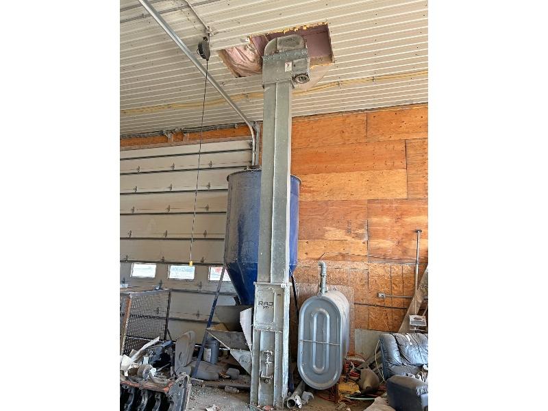 Rad Equipment 14' Bucket Elevator