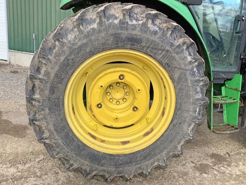 John Deere 6420 MFWD Cab Tractor With FS10 Stoll Loader