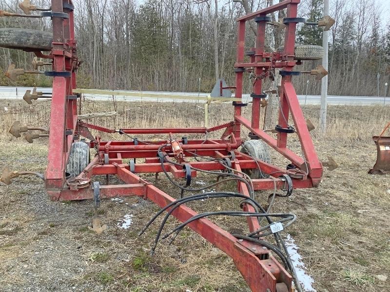 Ber-Vak Cultivator