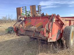 New Holland 195 Manure Spreader