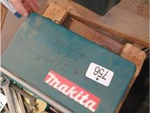 Makita 1/2" Pneumatic Impact & Hammer