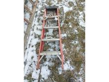 5' Featherlite Fiberglass Ladder