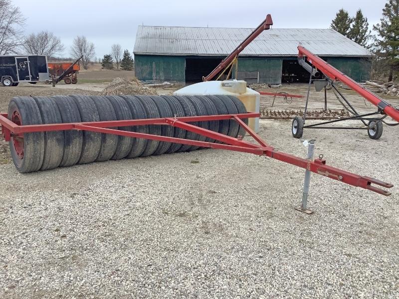 13' Rubber Tire Packer