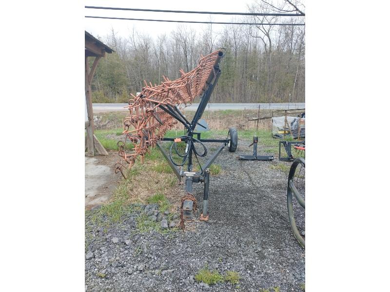 Maybridge 24' Carted Chain Harrows