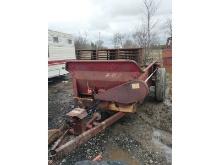 New Holland 327 Manure Spreader