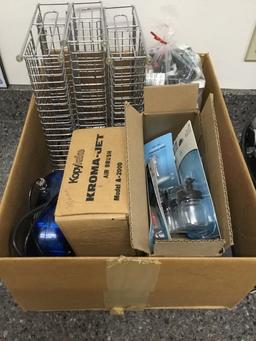 AIRBRUSH KIT W/ AIR COMPRESSOR & DYES