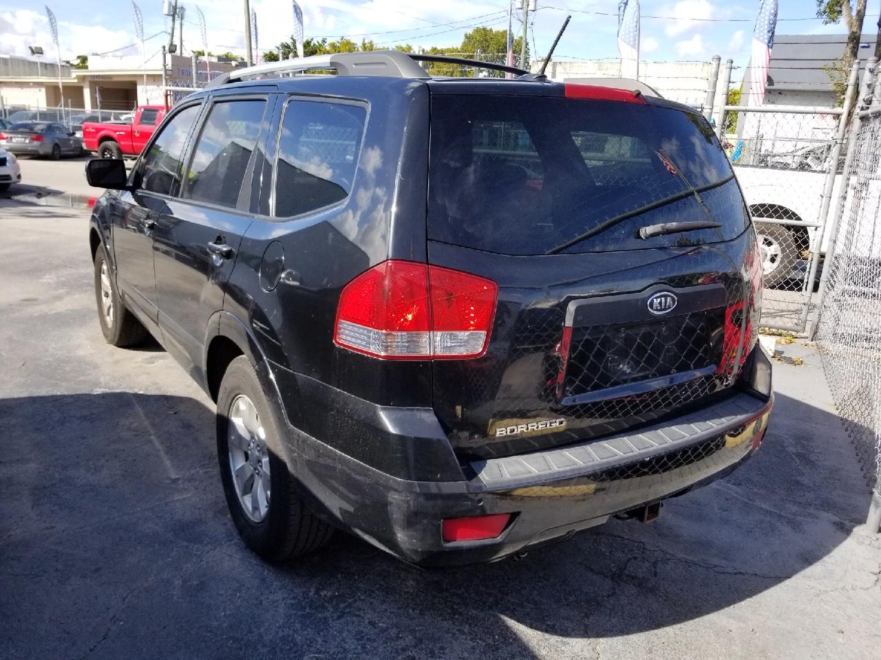 2009 KIA BORREGO - KNDJJ74159501844 - BLACK - MILES 113,465