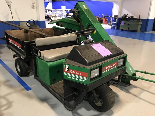 1999 TEXTRON CUSHMAN TURF-TRUCKSTER 898543C CLASSIC (18HP) WITH RYAN CORE HARVESTER 2701530 ATTACHME