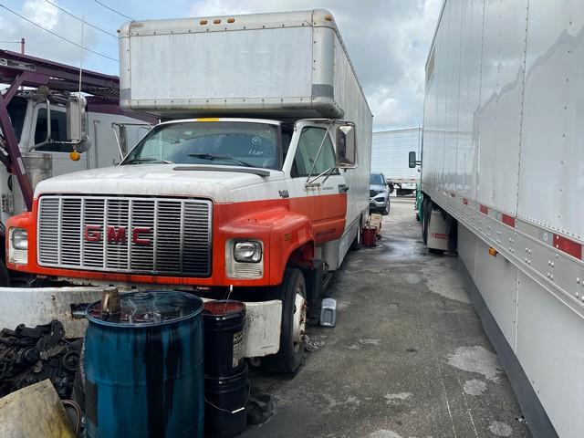 1993 GMC TOPKICK BOX TRUCK - VIN #1GDE6H1P2PJ511207 - WHITE - MILES UNKNOWN (NO KEYS / DOESN'T RUN) 