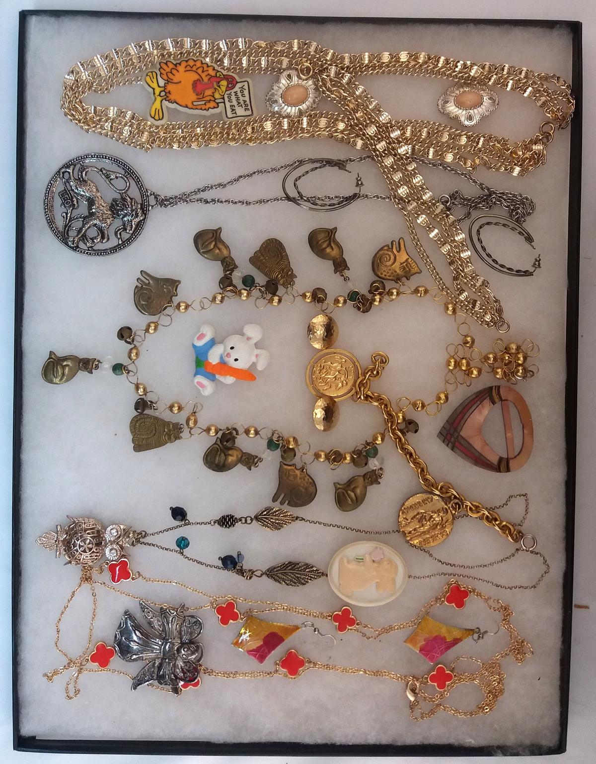 Necklace, Bracelet, Earring & Brooch Lot w/Animals