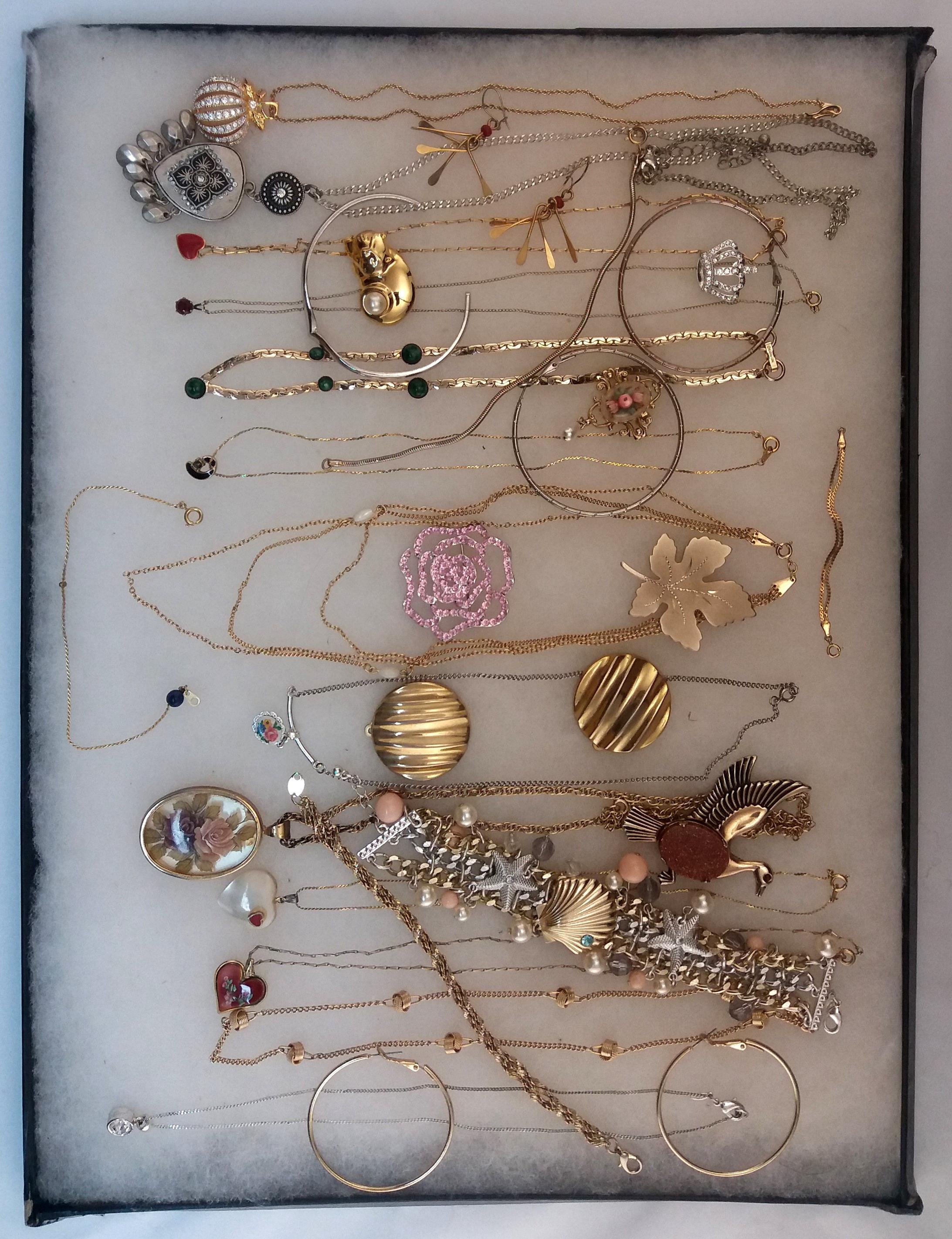 Necklace, Earring, & Brooch Lot