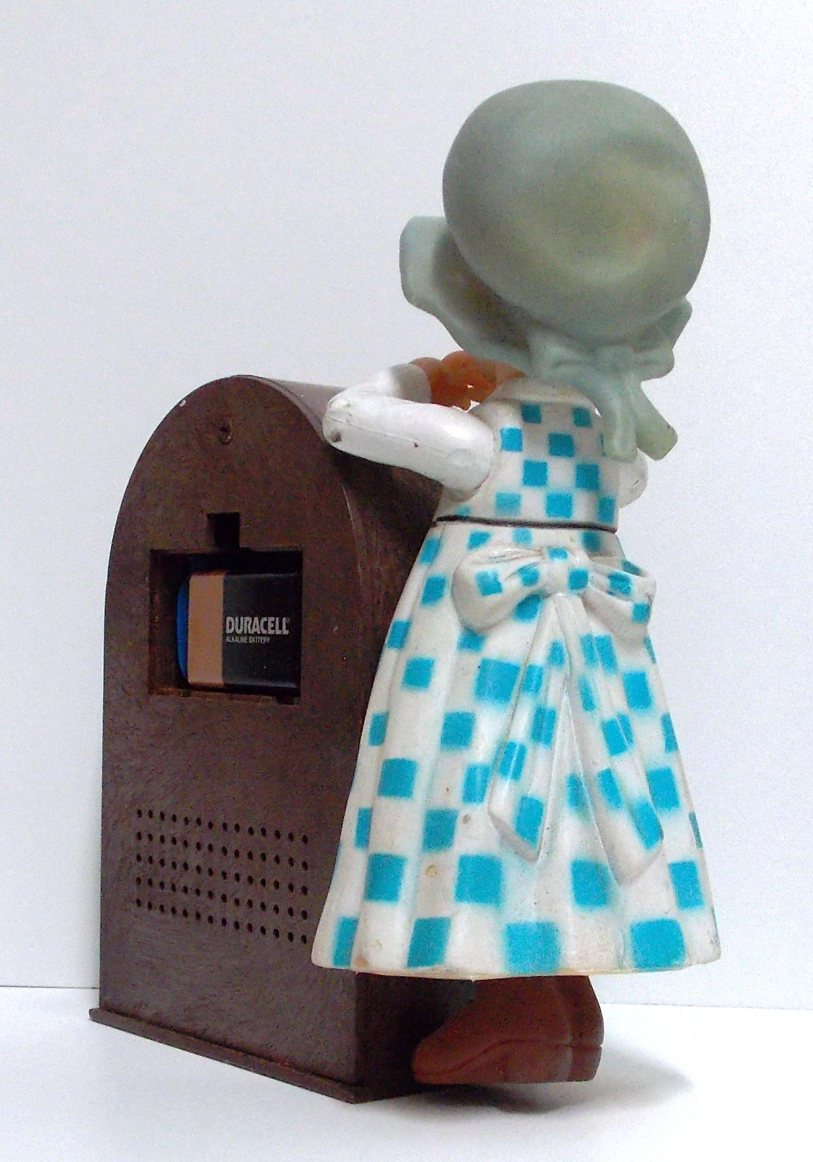 Holly Hobbie Figural Radio