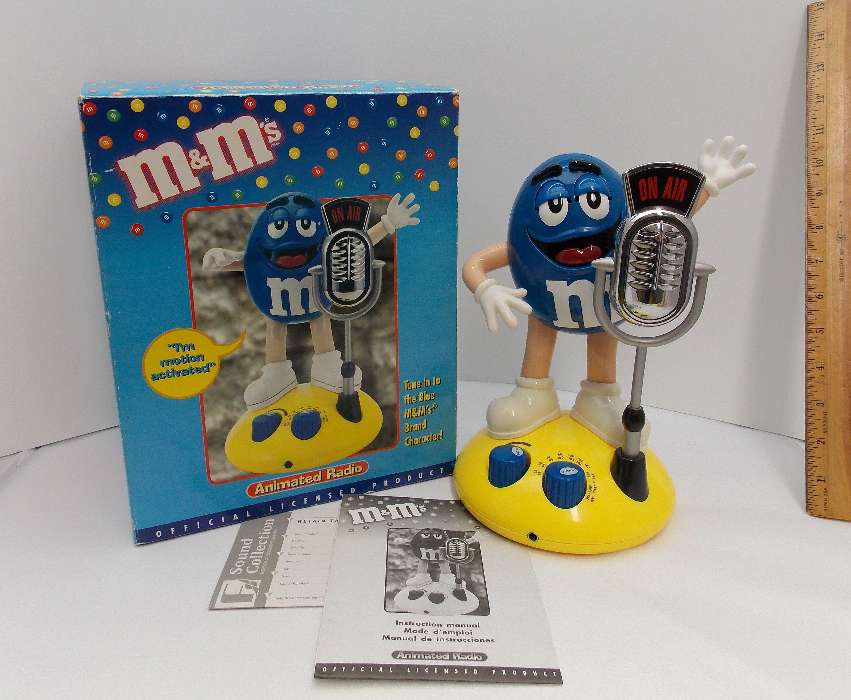 M & M Motion Activated Animated Radio