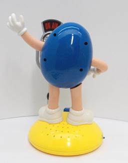 M & M Motion Activated Animated Radio