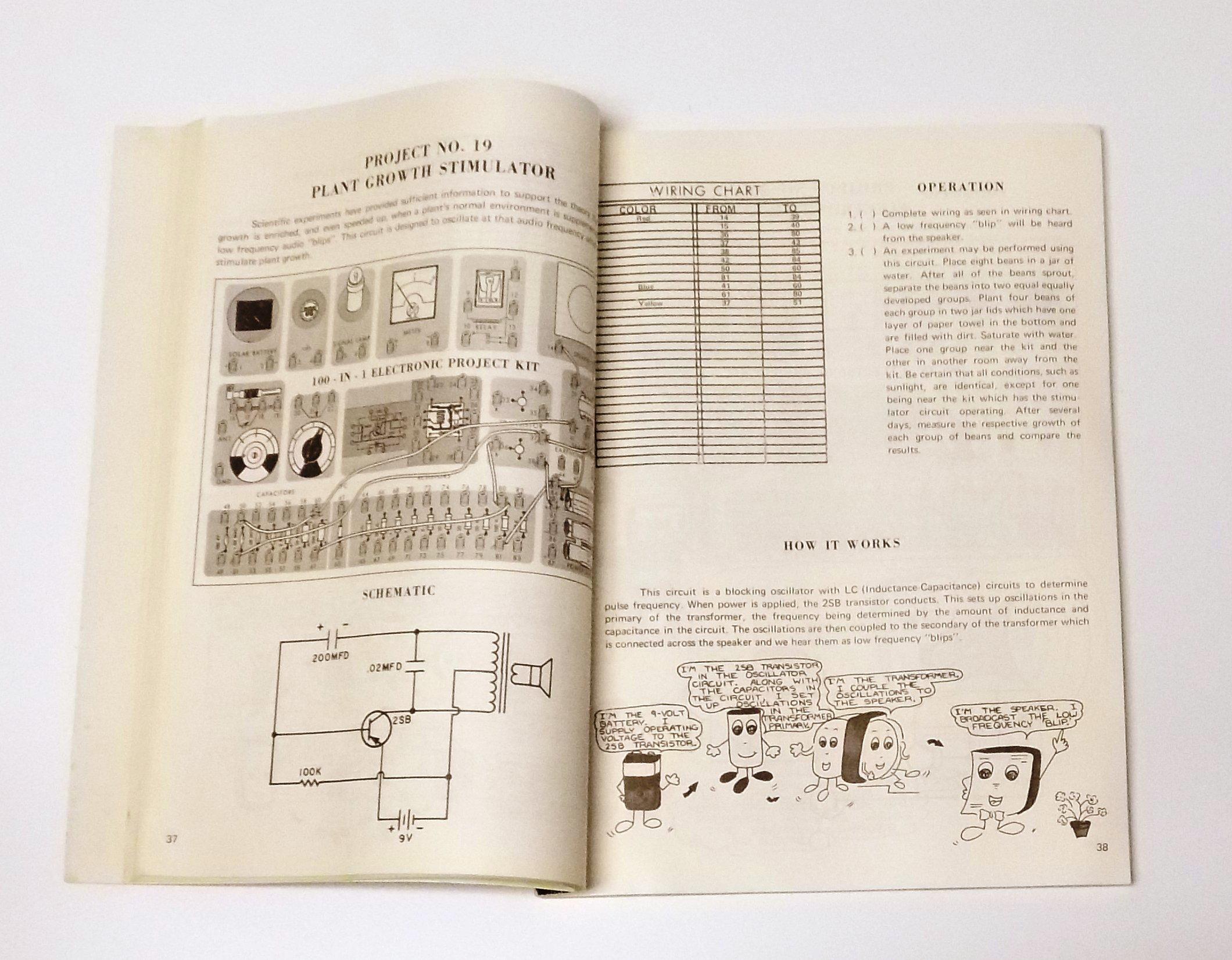 Science Fair 100 in 1 Electronic Kit in Original Box