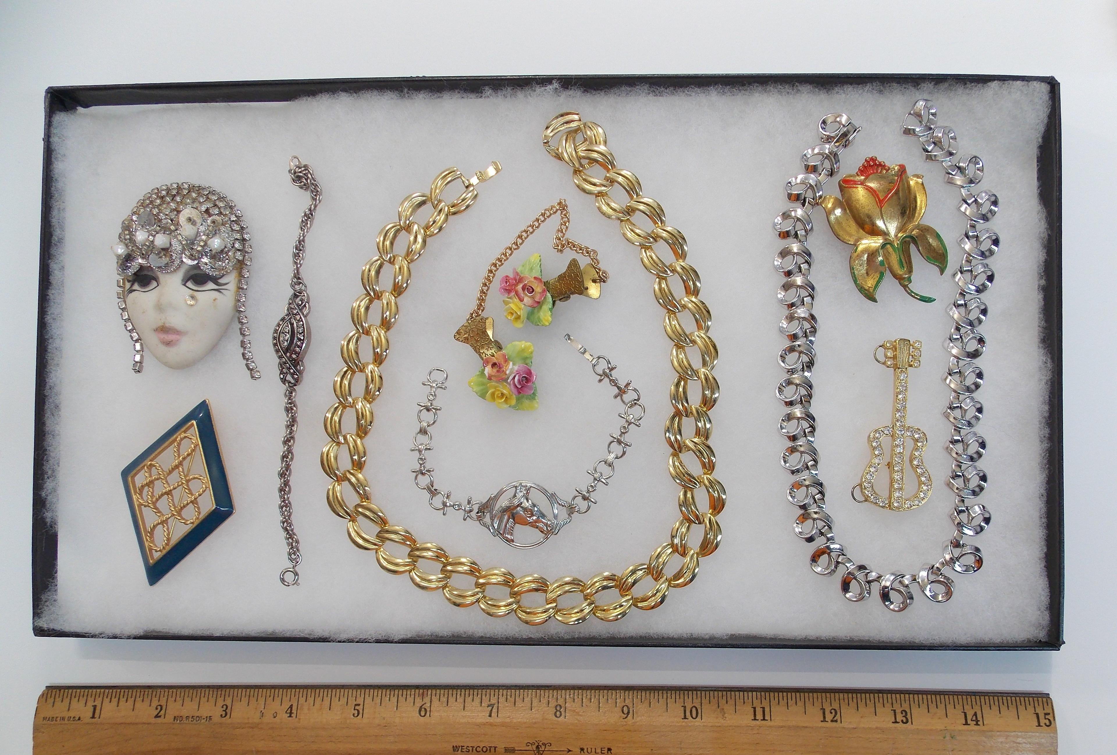 Necklace, Pin & Bracelet Lot