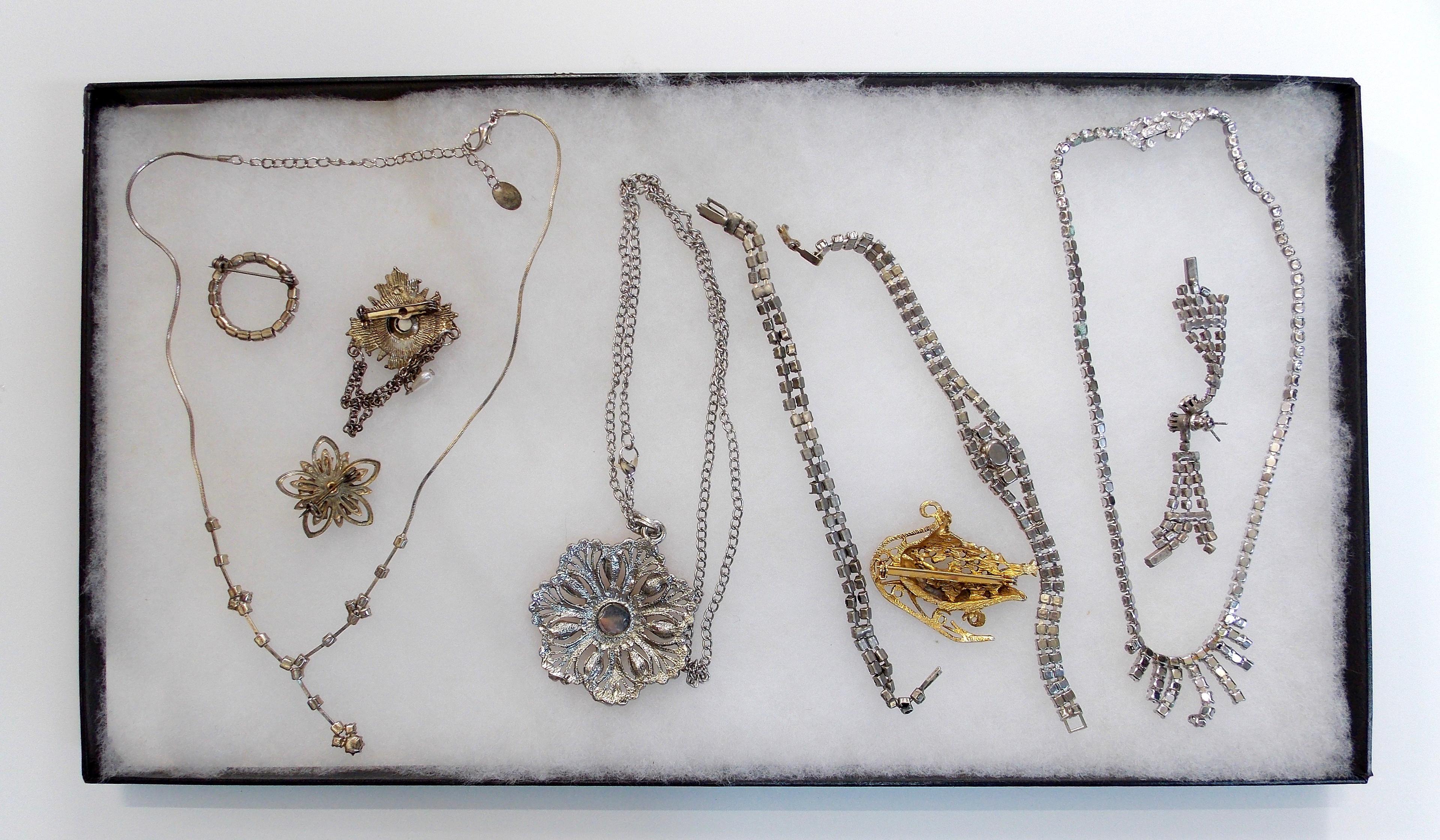 Necklace, Earring, Bracelet, & Brooch Lot